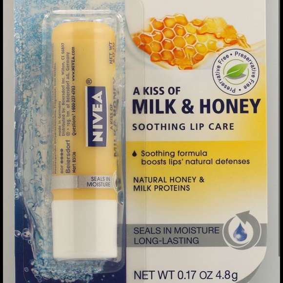 *BRAND NEW* Nivea A Kiss Of Milk and Honey Lip Balm - Picture 1 of 5